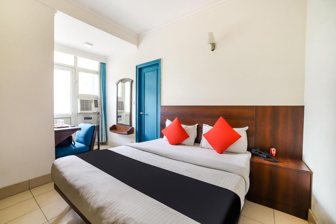 Capital O 48354 The Nest نيودلهي المظهر الخارجي الصورة